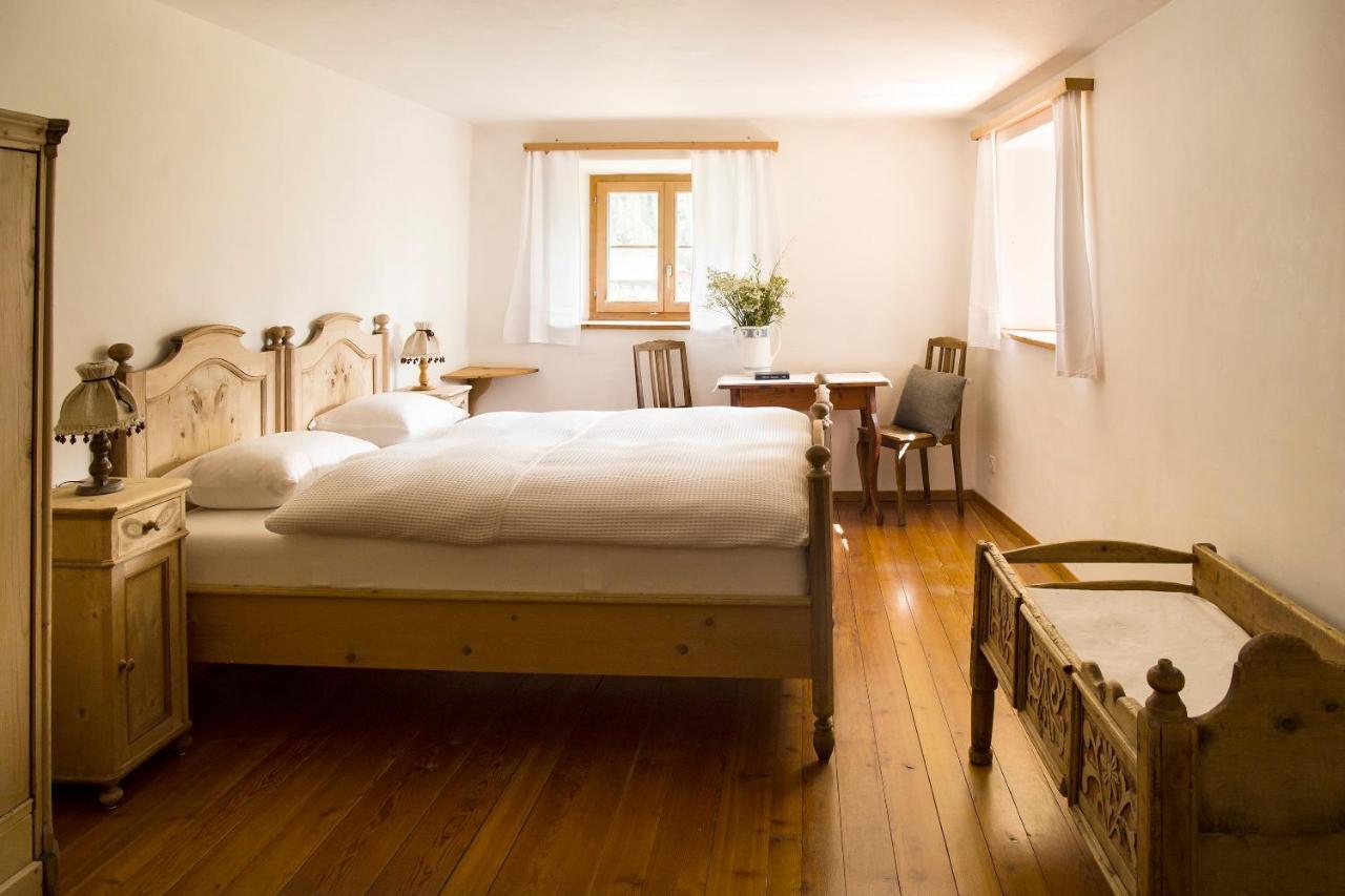 Hotel Chasa Chalavaina 뮈스테어 객실 사진