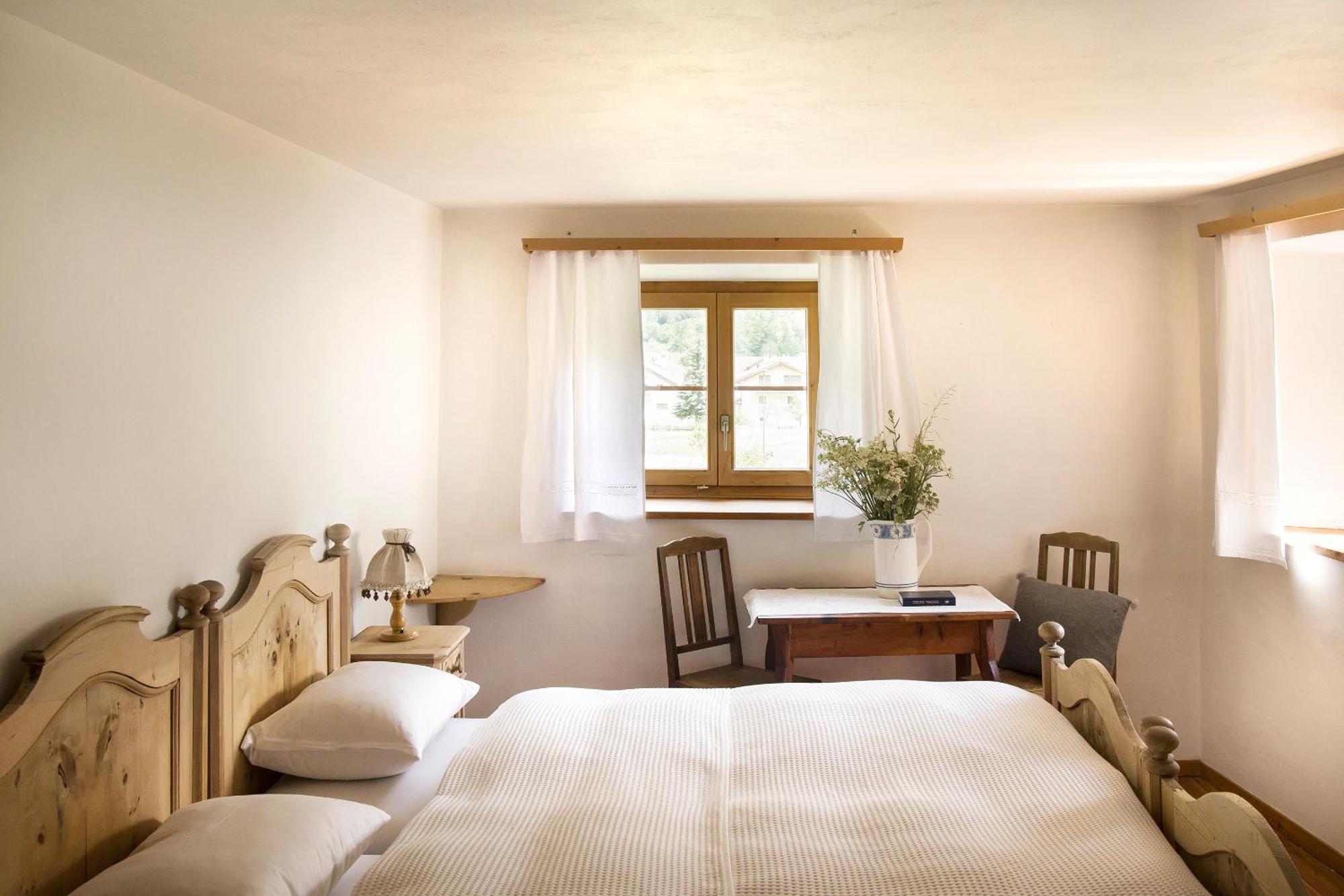 Hotel Chasa Chalavaina 뮈스테어 객실 사진