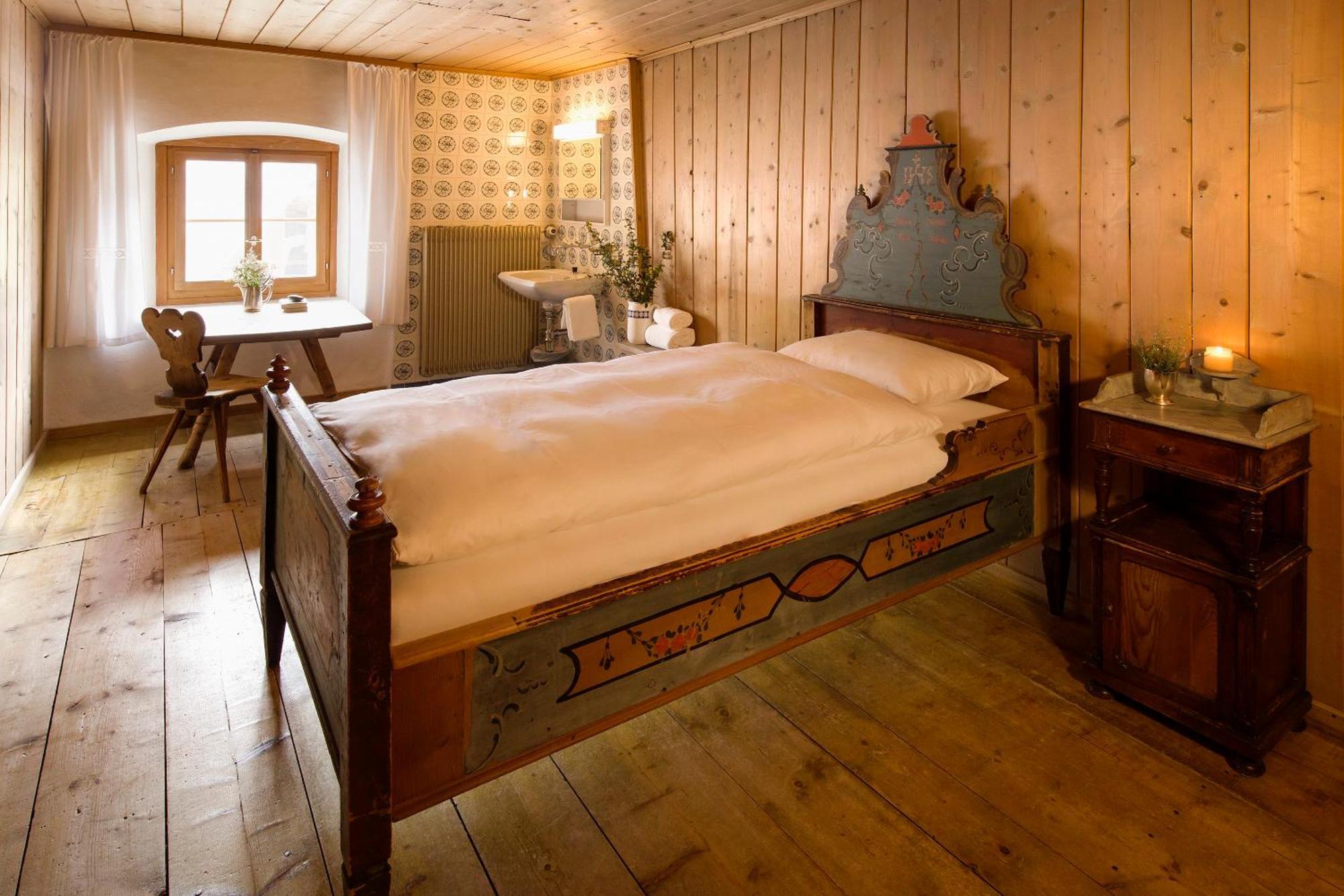 Hotel Chasa Chalavaina 뮈스테어 객실 사진